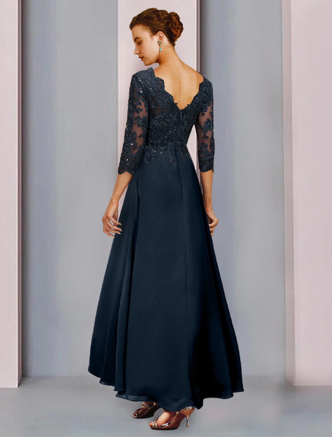 Wholesale  Sheath / Column Mother of the Bride Dress Wedding Guest Vintage Sparkle & Shine V Neck Asymmetrical Chiffon Lace 3/4 Length Sleeve with Pleats Sequin