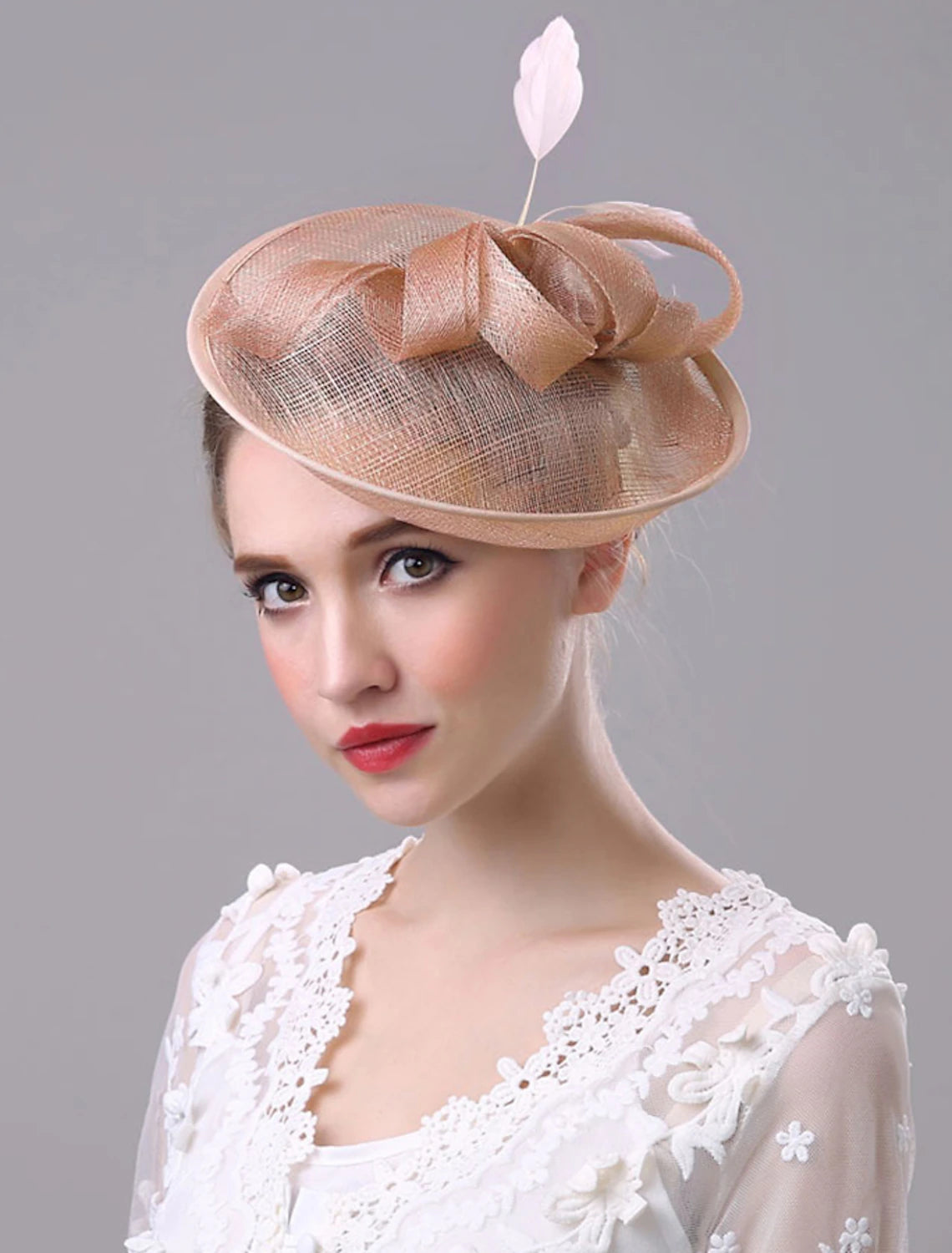 Wholesale Fascinators Hats Headwear Organza Polyester / Polyamide Bucket Hat Saucer Hat Party / Evening Horse Race Ladies Day Melbourne Cup Vintage Style Elegant With Feather Appliques Headpiece Headwear