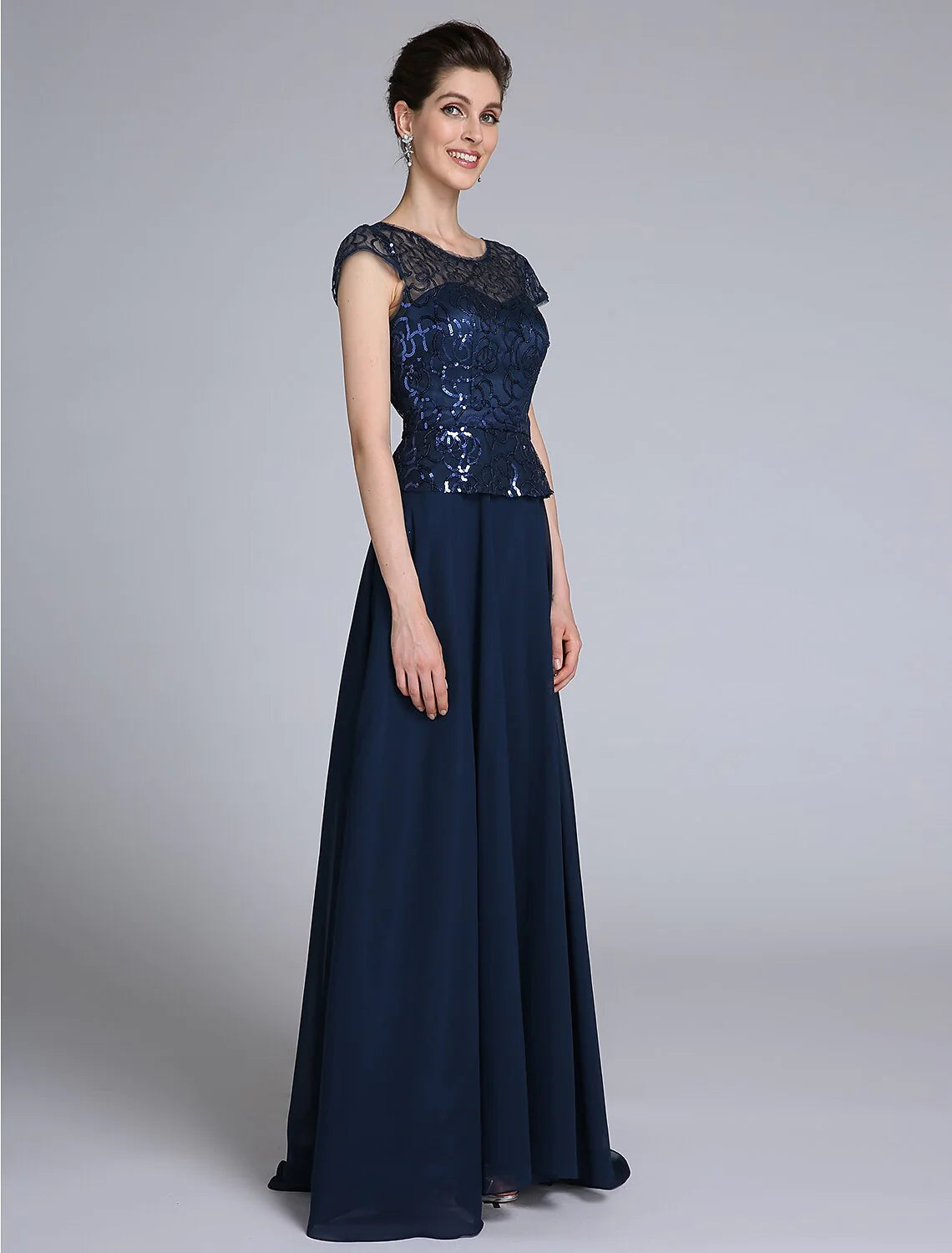 Wholesale Sheath / Column Mother of the Bride Dress Sparkle & Shine Scoop Neck Floor Length Chiffon Short Sleeve No with Sequin