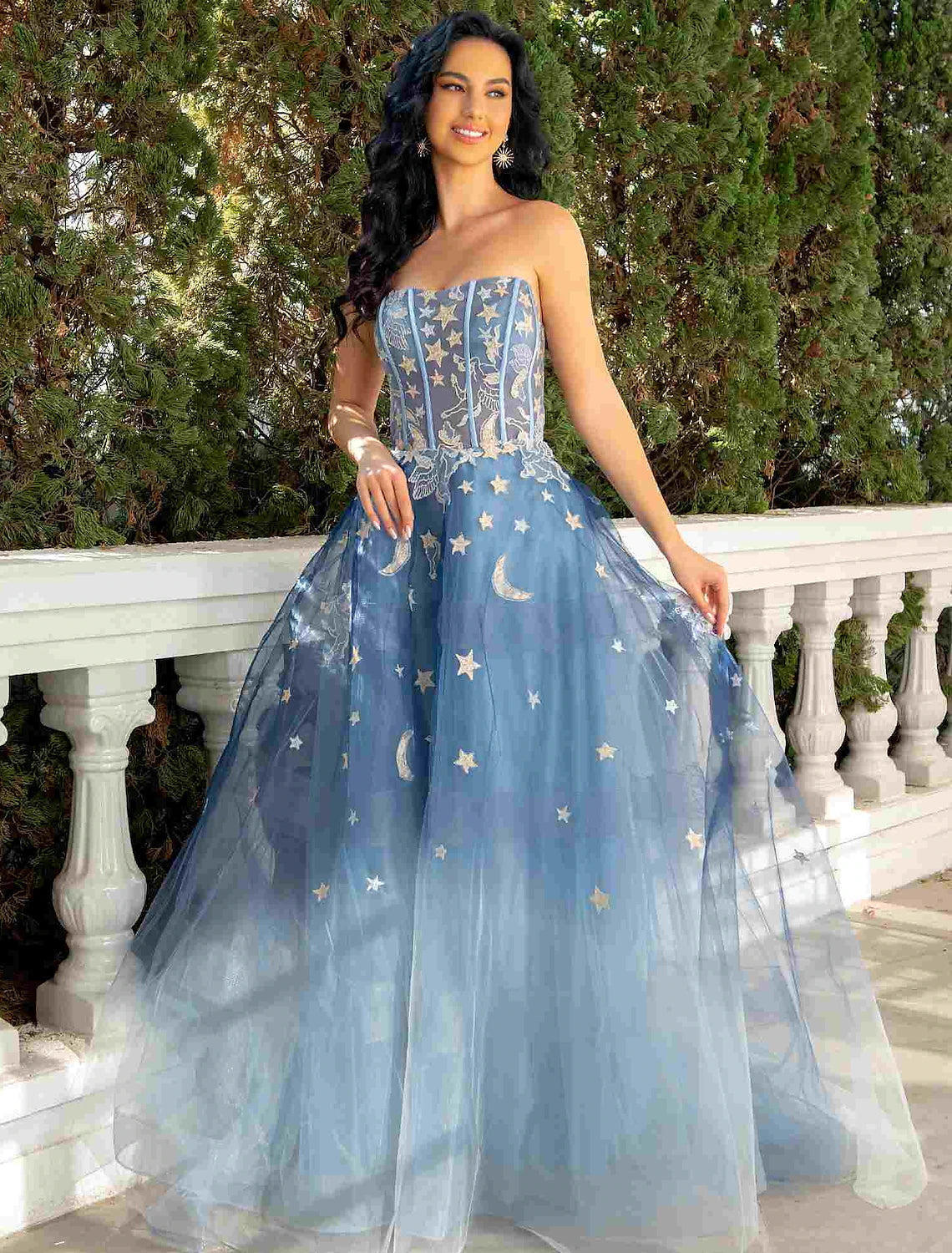Wholesale  Ball Gown Prom Dresses Luxurious Dress Wedding Party Birthday Court Train Sleeveless Strapless Lace with Sequin Appliques