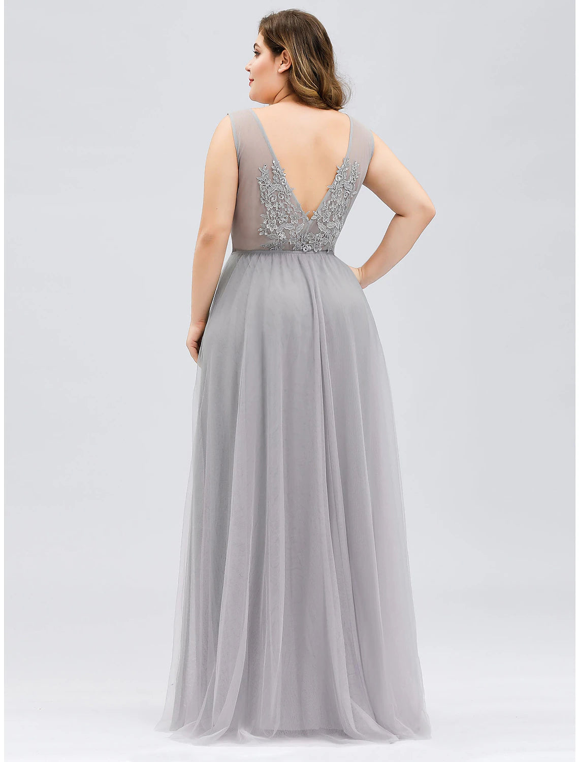 Wholesale  A-Line Prom Dresses Plus Size Dress Prom Floor Length Sleeveless V Neck Tulle V Back with Beading Appliques