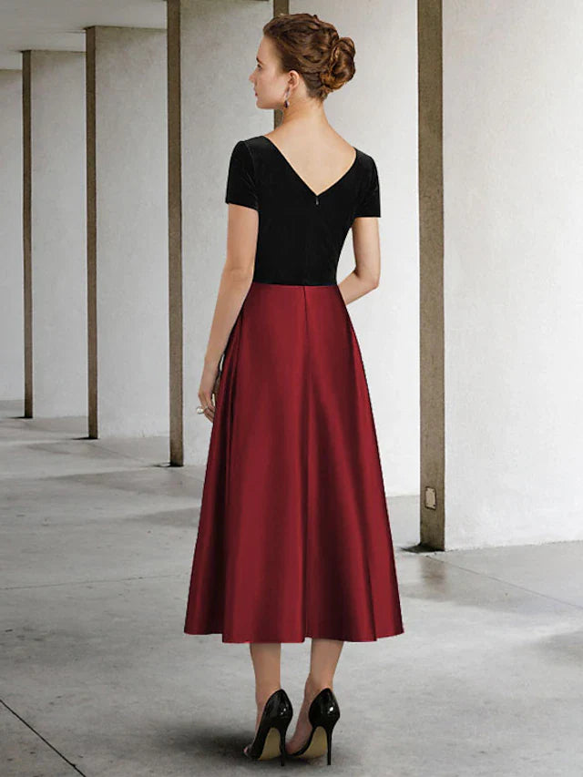 Wholesale A-Line Mother of the Bride Dress Elegant Jewel Neck Tea Length Satin Velvet Short Sleeve with Pleats Color Block