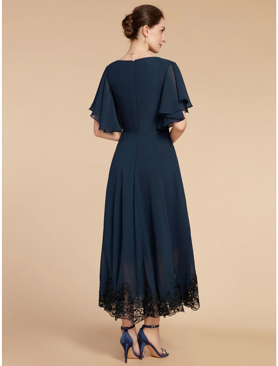 Wholesale A-Line Mother of the Bride Dress Wedding Guest Elegant Vintage V Neck Ankle Length Chiffon Lace Short Sleeve with Crystal Brooch Ruching Solid Color
